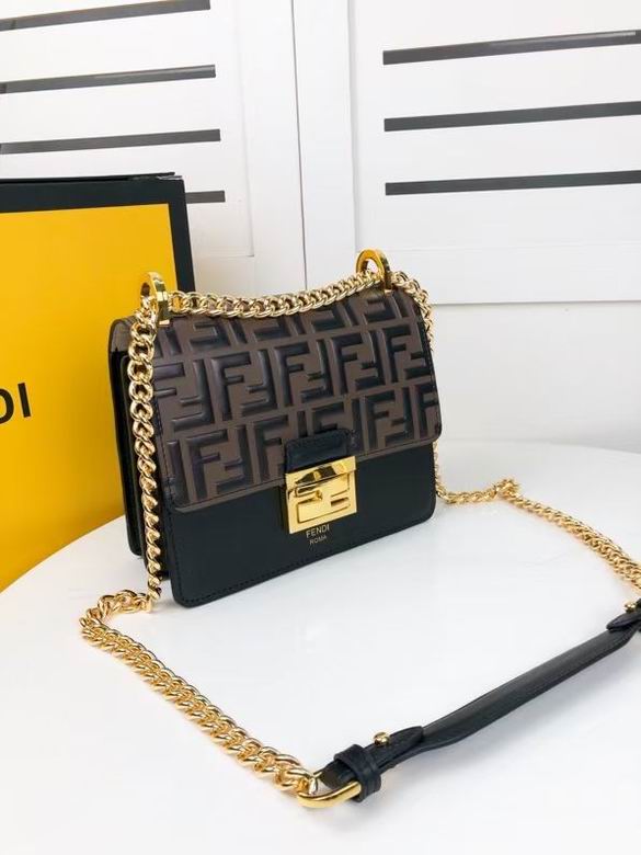 FDNI-Bags - Strap Story - 088