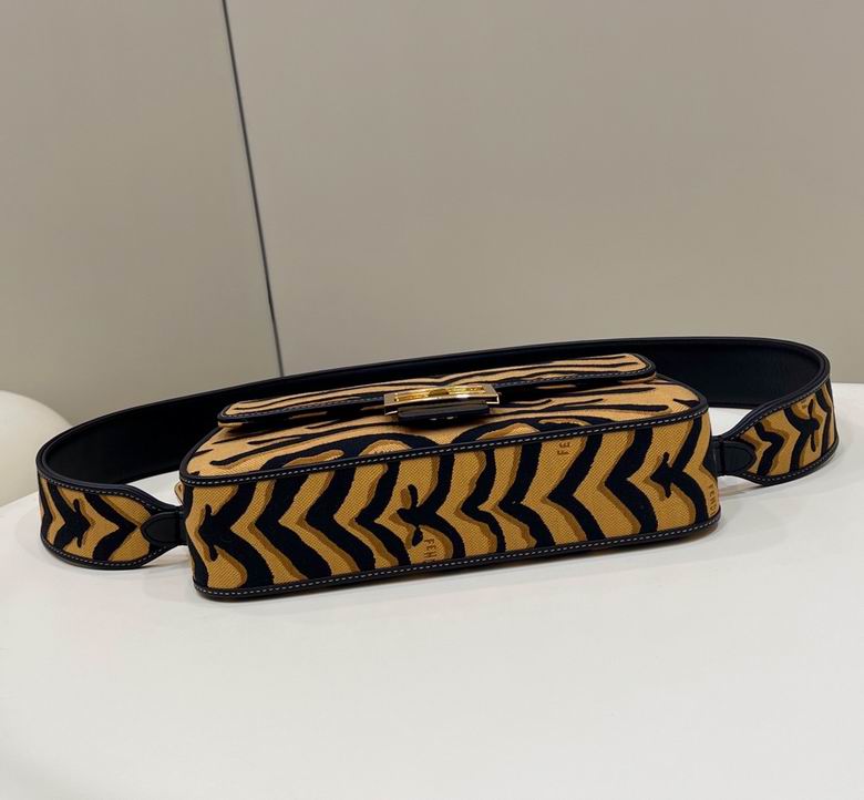 FDNI-Bags - Strap Story - 702