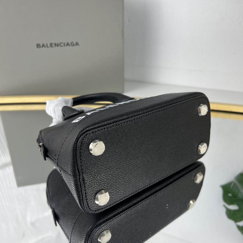BLGA-Bags - Strap Story - 200