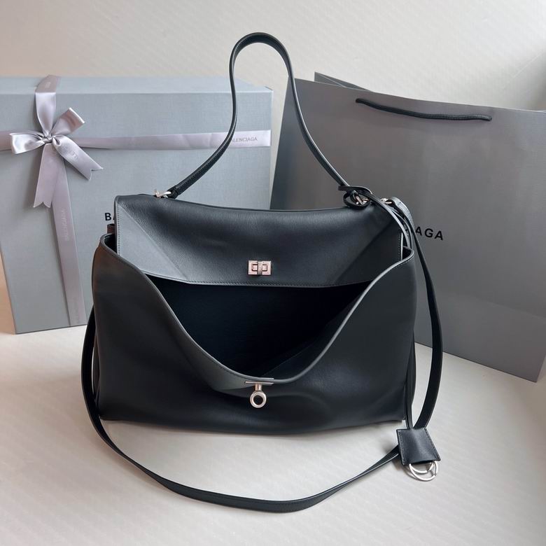 BLGA-Bags - Strap Story - 580