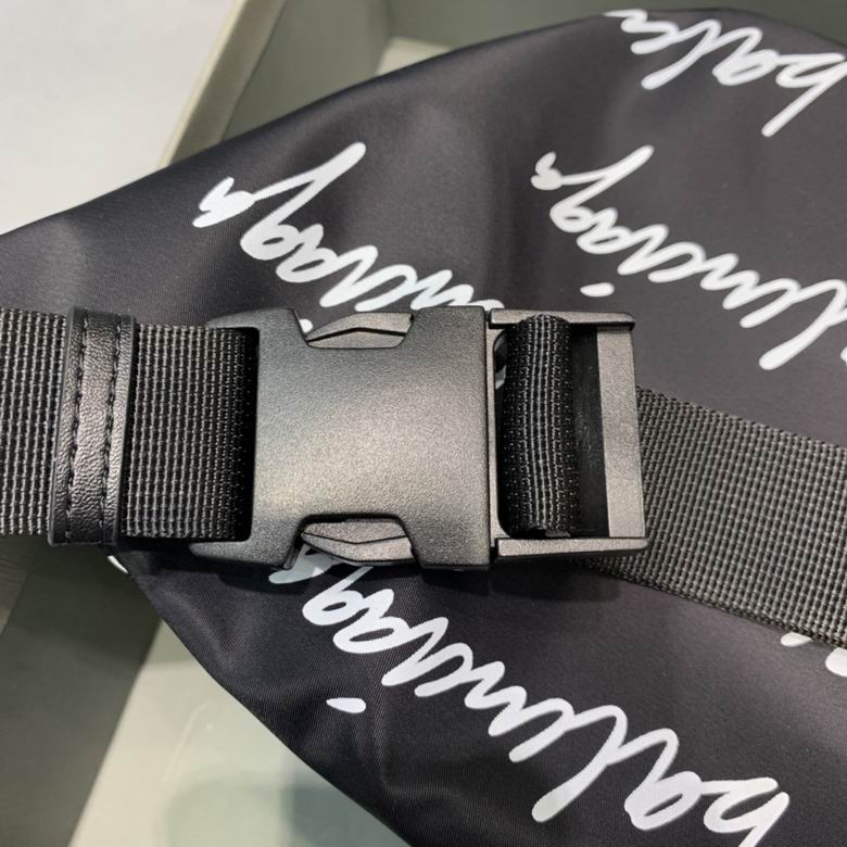 BLGA-Bags - Strap Story - 063