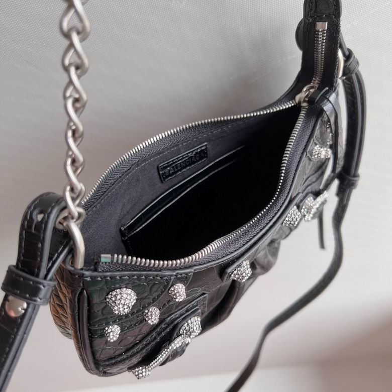 BLGA-Bags - Strap Story - 565