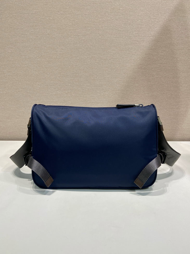 PRD-Bags - Strap Story - 1962