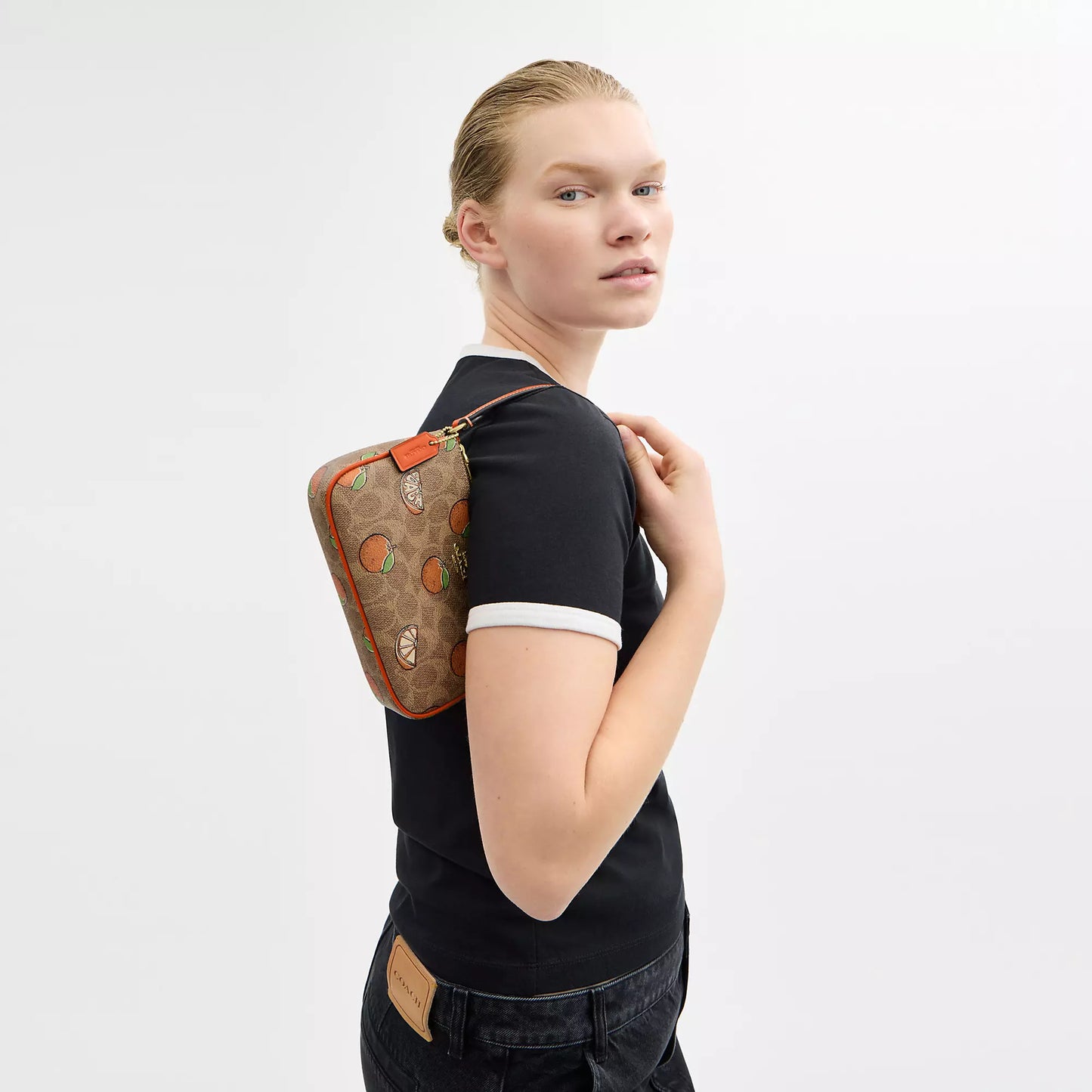StrapStory - Wristlet 542