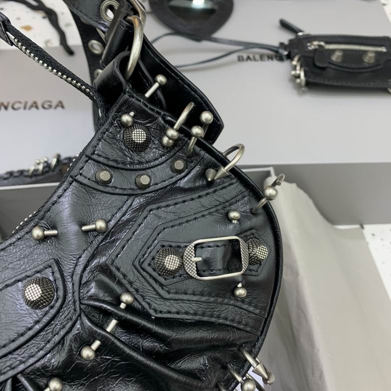 BLGA-Bags - Strap Story - 553