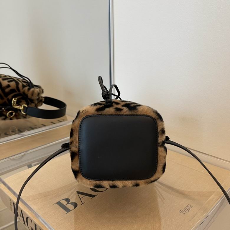 FDNI-Bags - Strap Story - 572