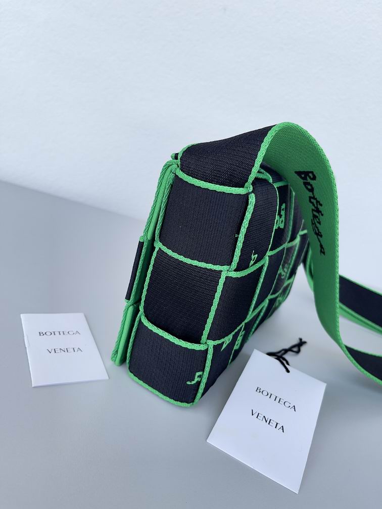 BTVA-Bags - Strap Story - 206