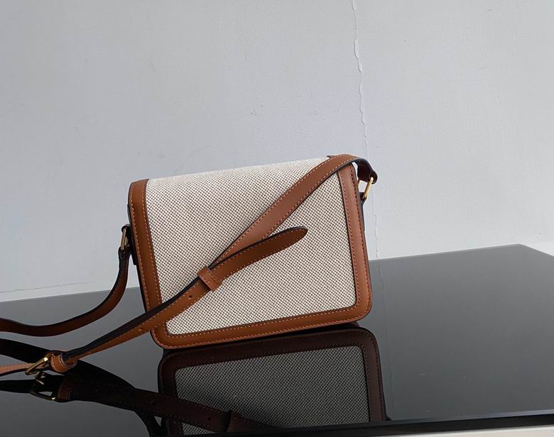 CLNE-Bags - Strap Story - 054