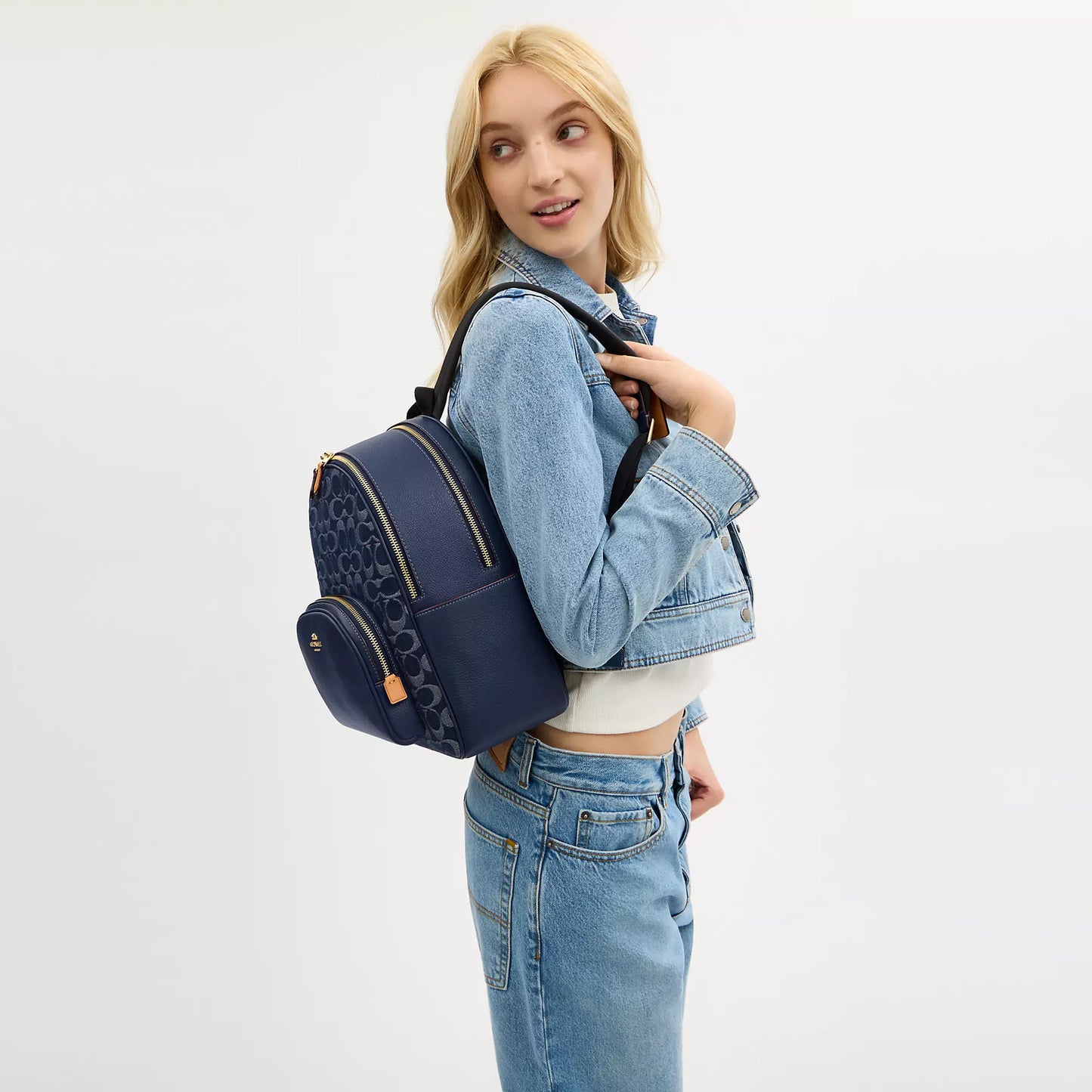 StrapStory - Backpack 311