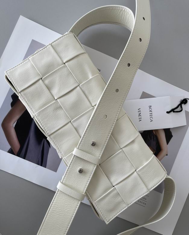 BTVA-Bags - Strap Story - 180