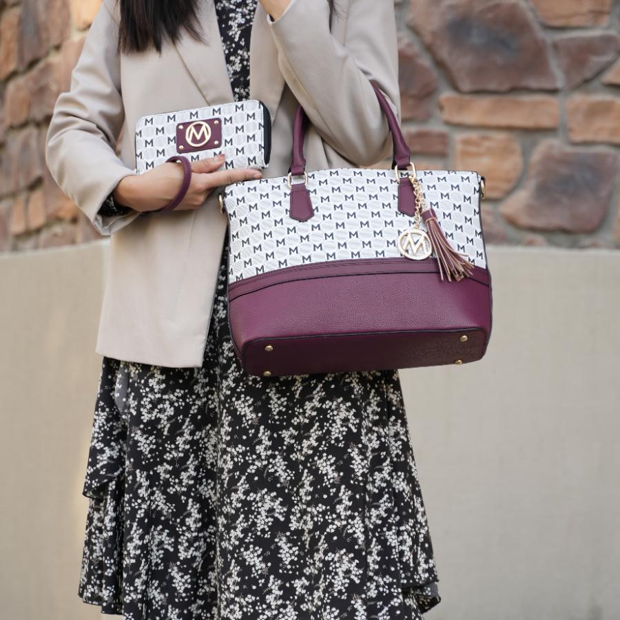 StrapStory - Tote Bag 2563