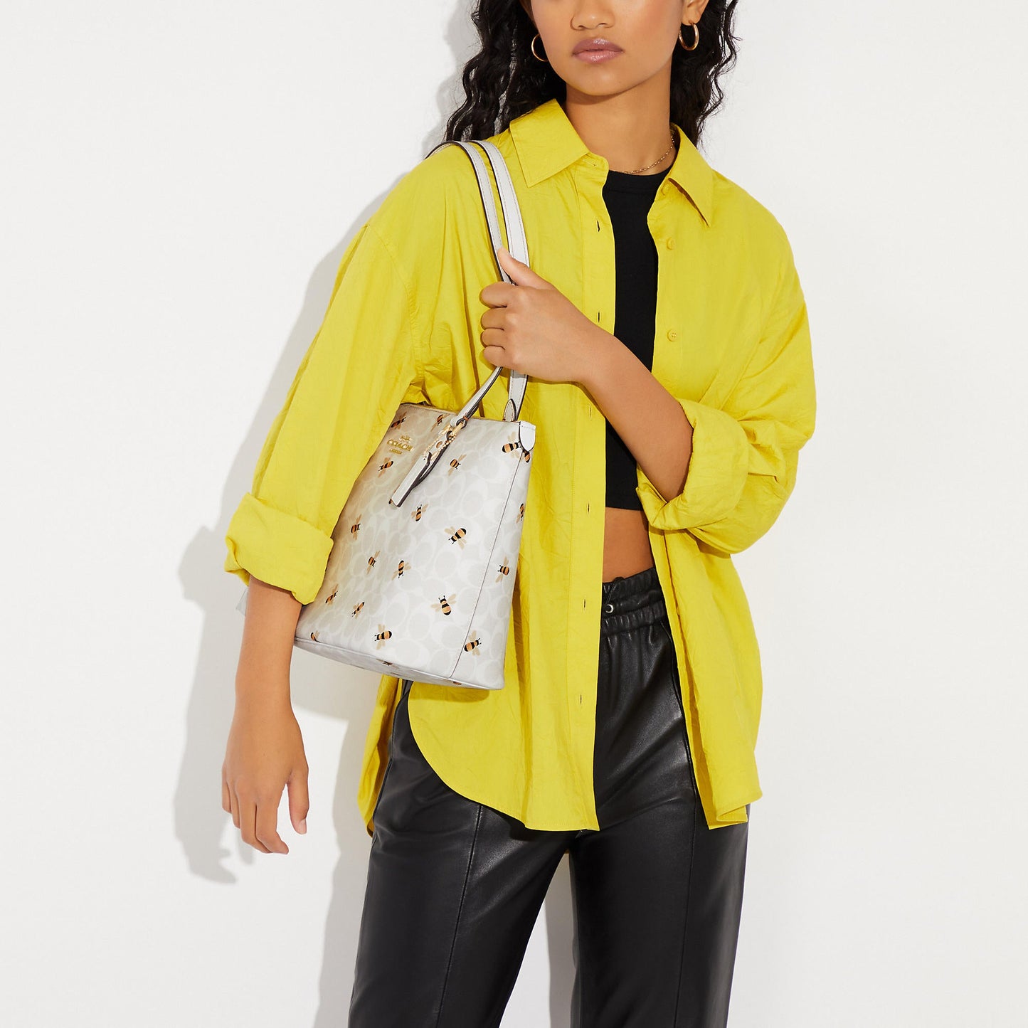 StrapStory - Tote Bag 323