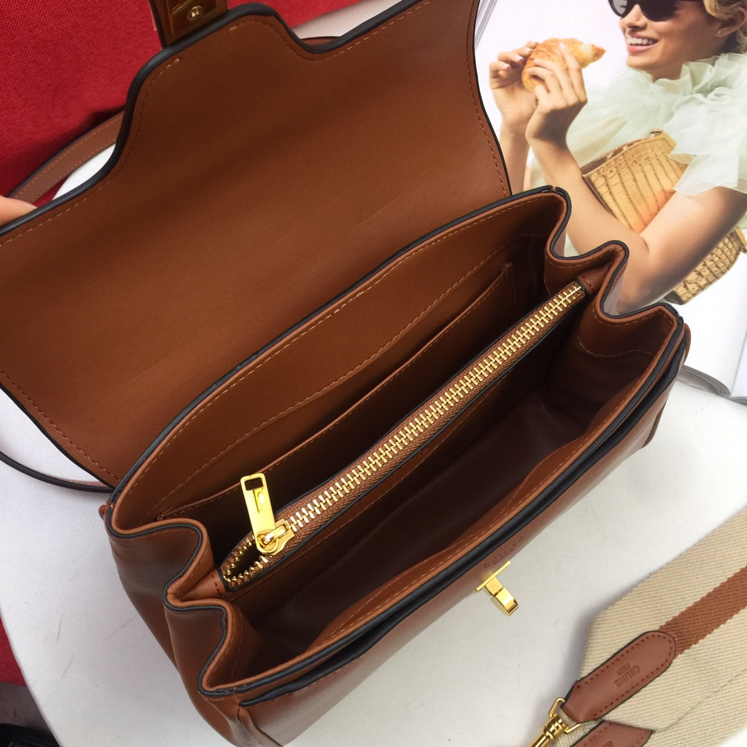 CLNE-Bags - Strap Story - 611