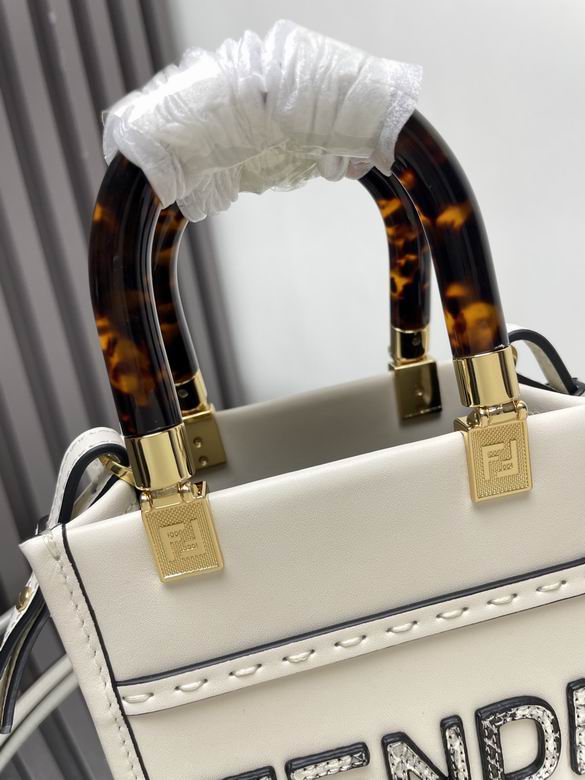 FDNI-Bags - Strap Story - 095