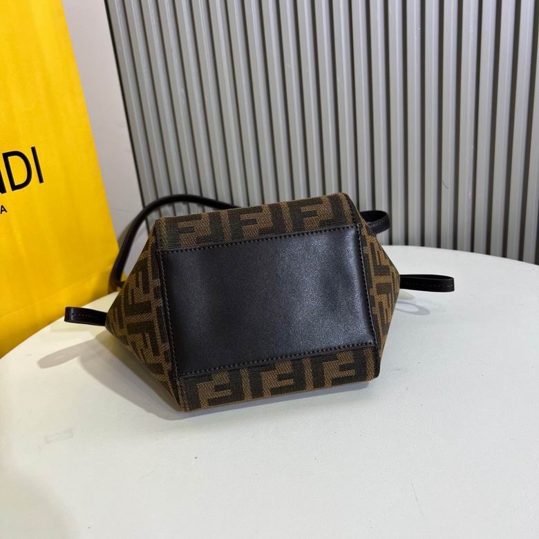 FDNI-Bags - Strap Story - 076