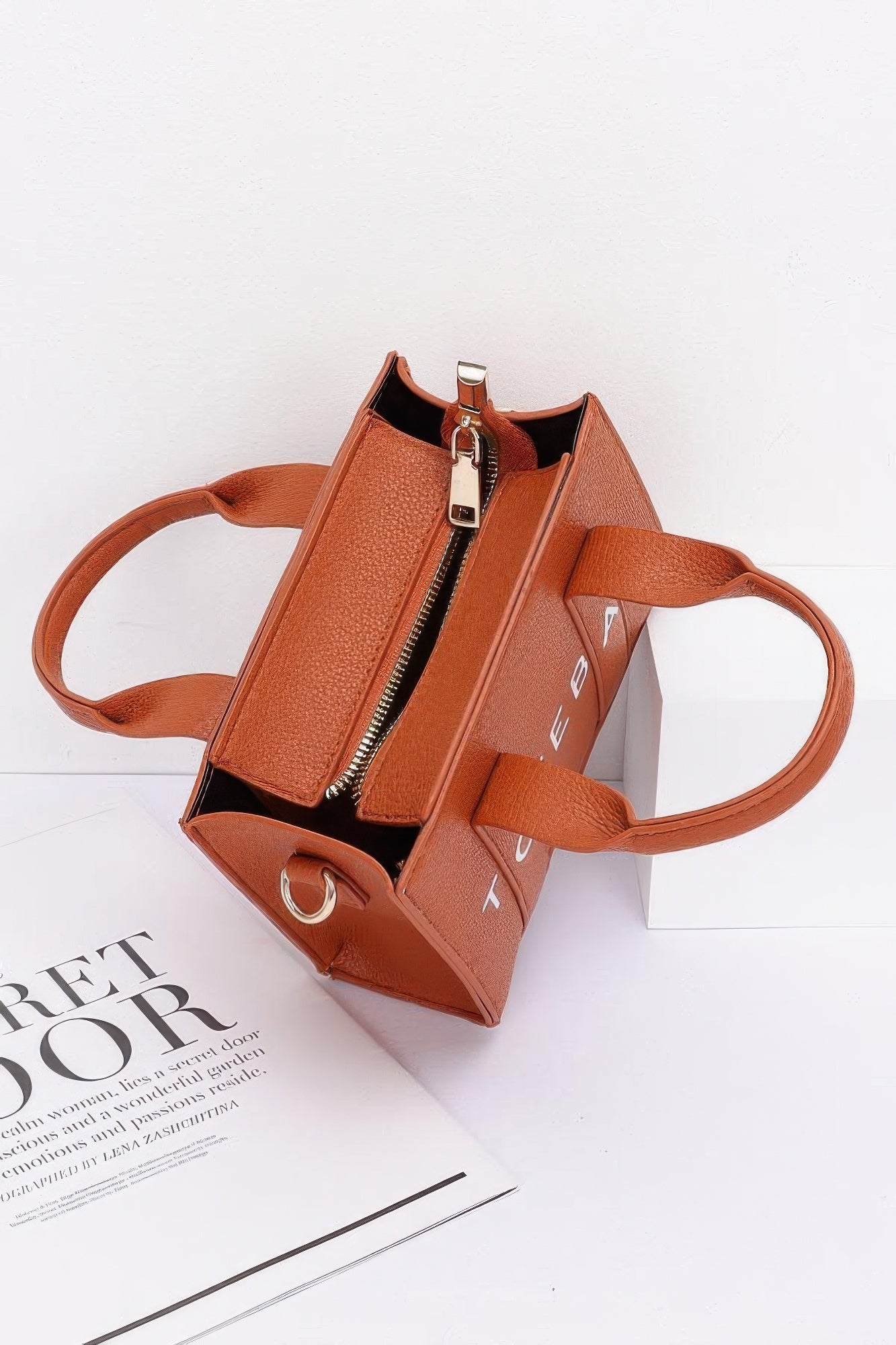 StrapStory - Tote Bag 338