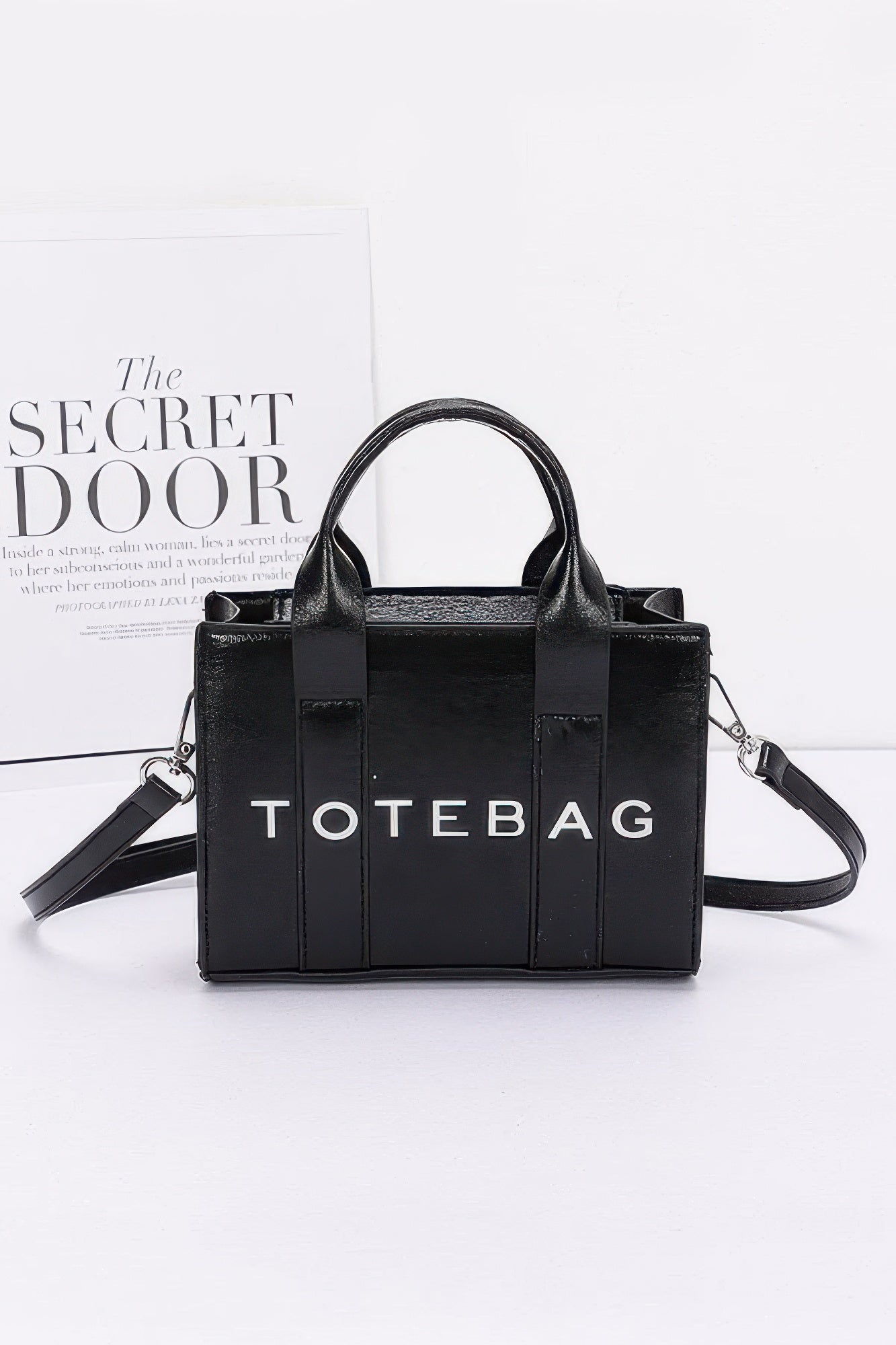 StrapStory - Tote Bag 880