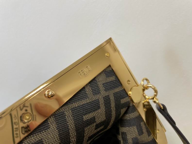 FDNI-Bags - Strap Story - 619