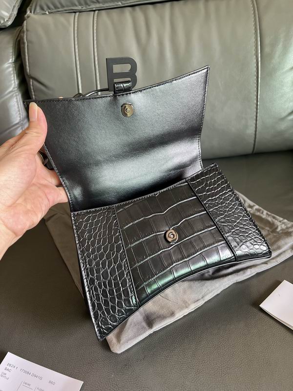 BLGA-Bags - Strap Story - 822