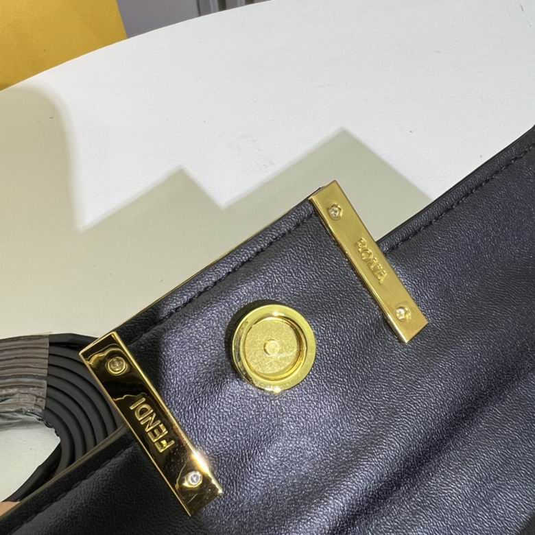FDNI-Bags - Strap Story - 062