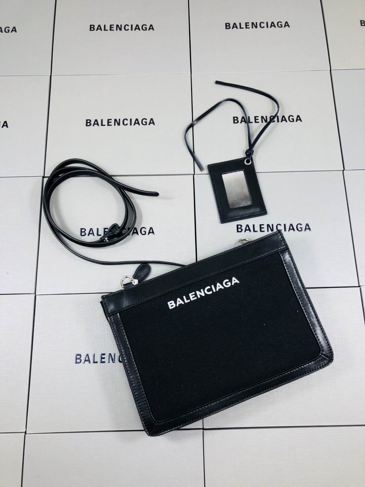 BLGA-Bags - Strap Story - 132