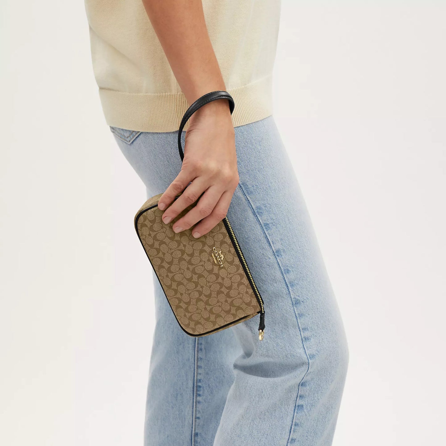 StrapStory - Wristlet 054