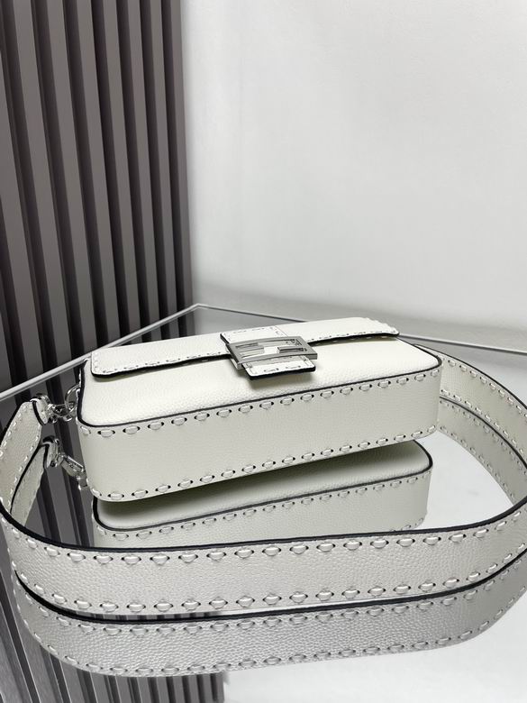 FDNI-Bags - Strap Story - 094