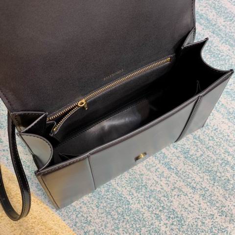 BLGA-Bags - Strap Story - 131