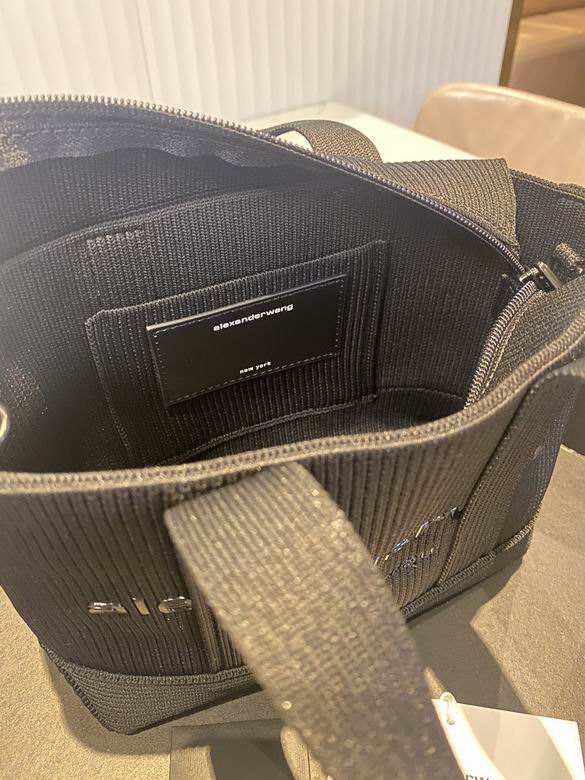 AXWG-Bag - Strap Story - 006