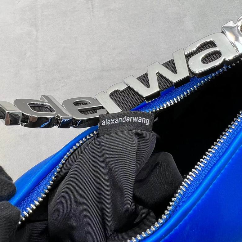 AXWG-Bag - Strap Story - 008