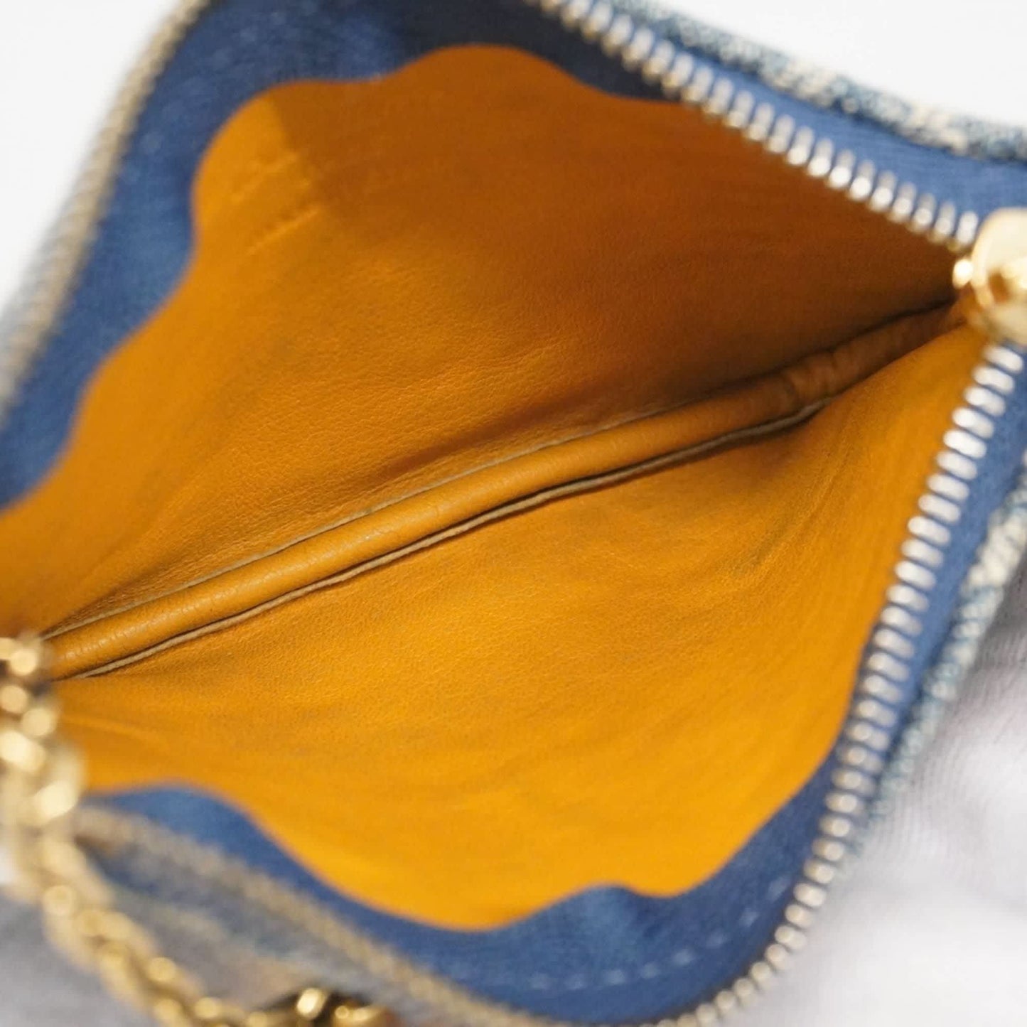 StrapStory - Wristlet 752