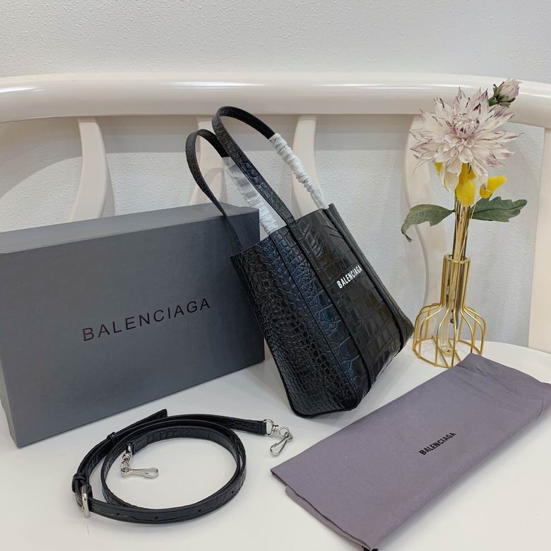 BLGA-Bags - Strap Story - 225