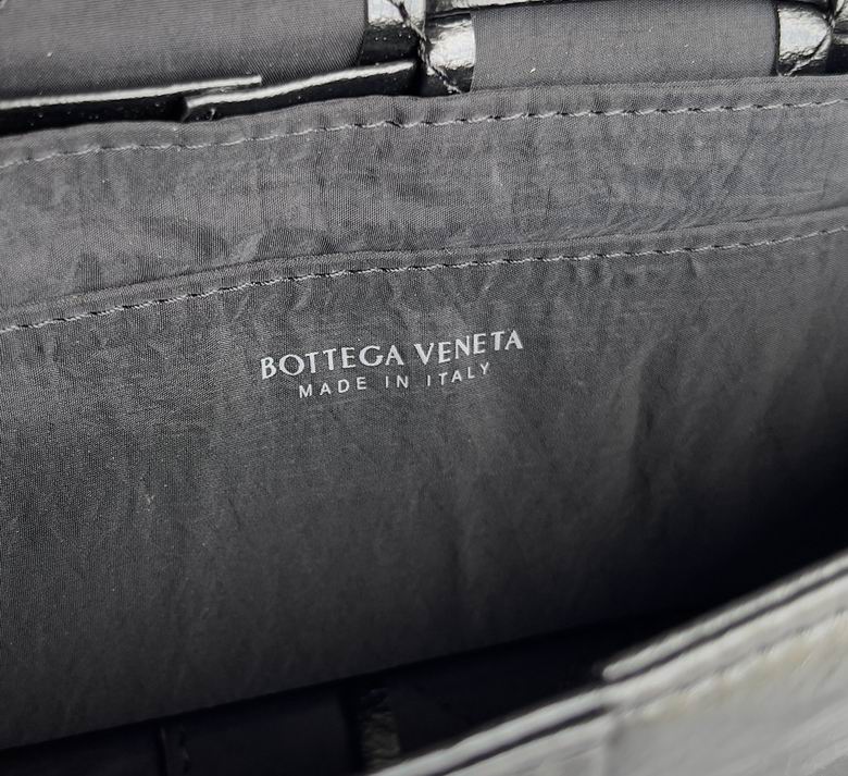 BTVA-Bags - Strap Story - 170