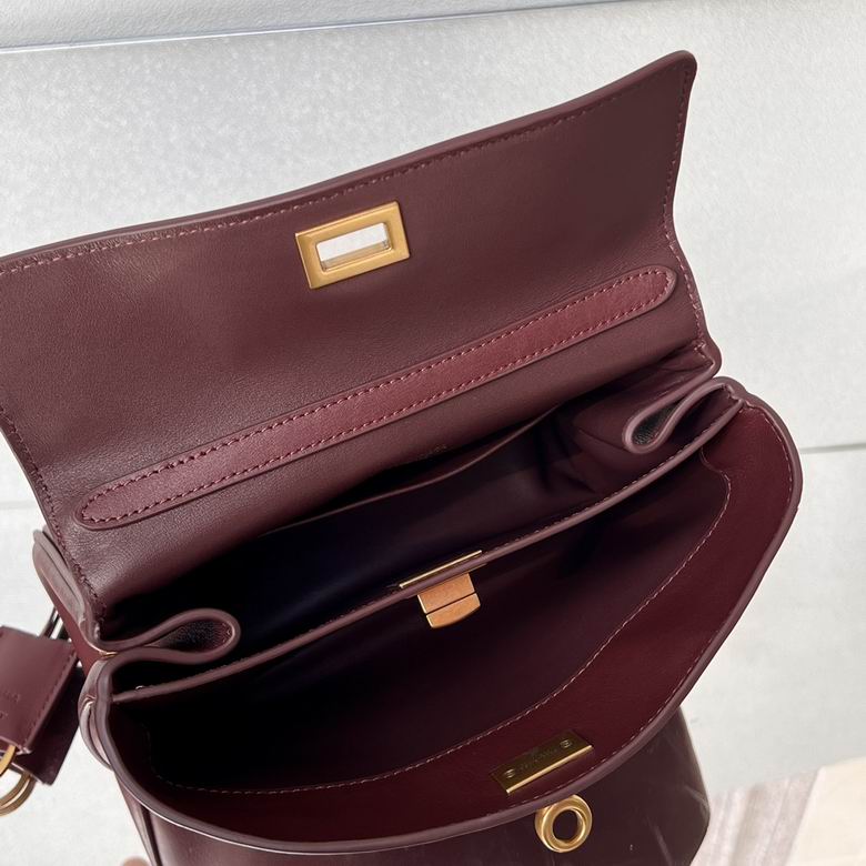 BLGA-Bags - Strap Story - 709