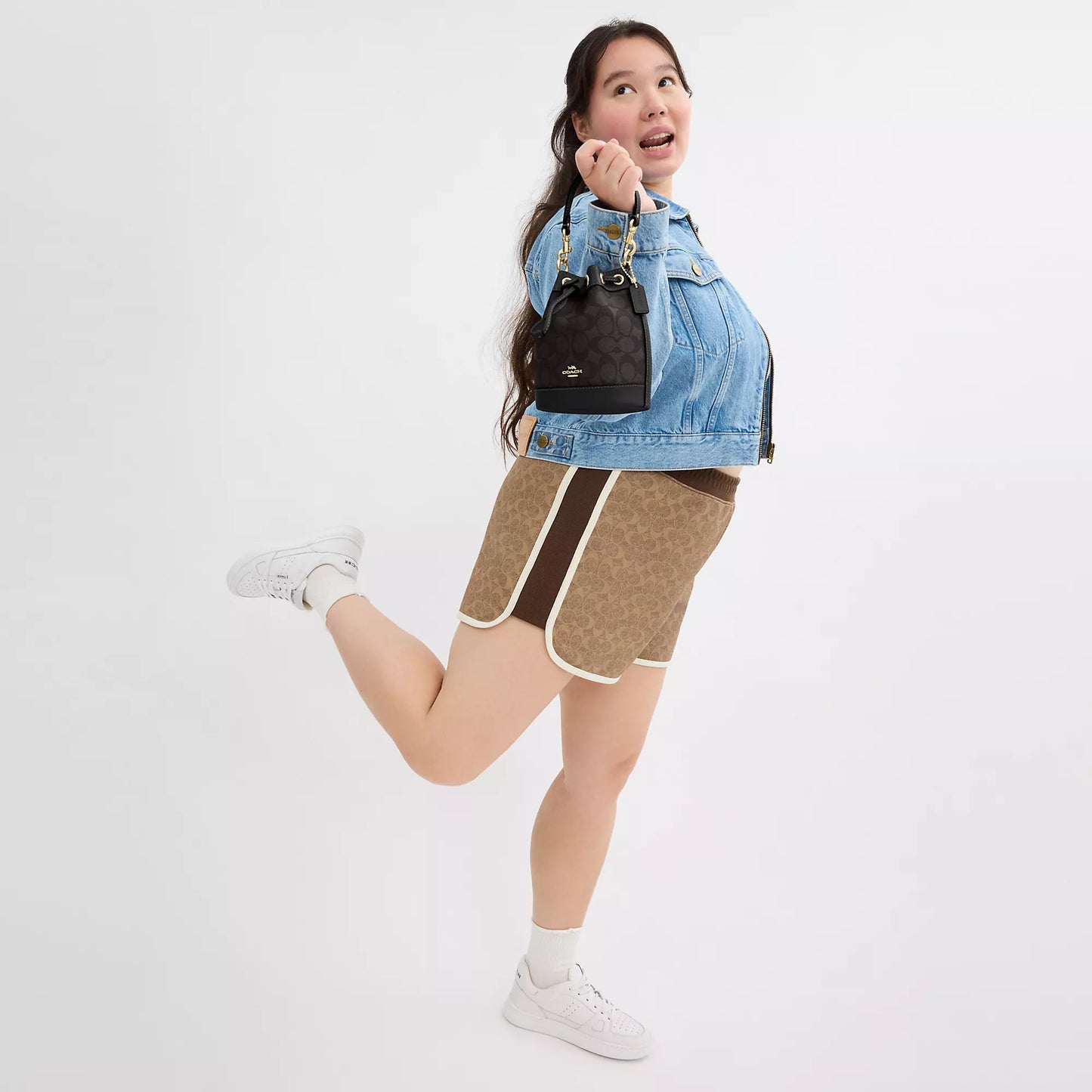 StrapStory - Crossbody 820