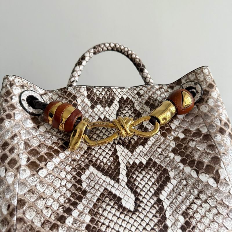 BTVA-Bags - Strap Story - 359