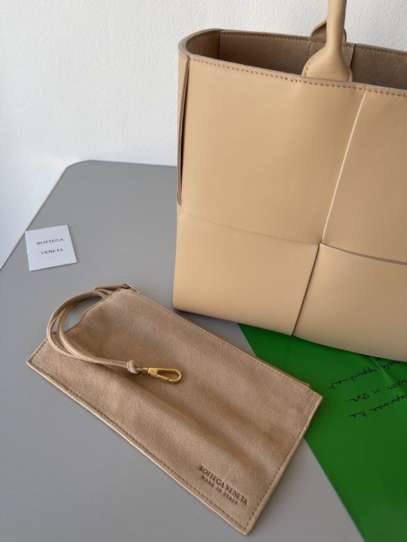 BTVA-Bags - Strap Story - 093