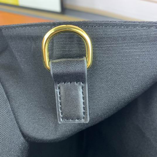 FDNI-Bags - Strap Story - 471