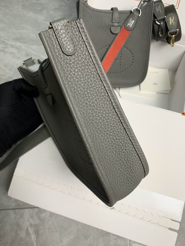 HMSM-Bags - Strap Story - 083