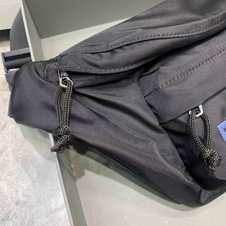 BLGA-Bags - Strap Story - 086