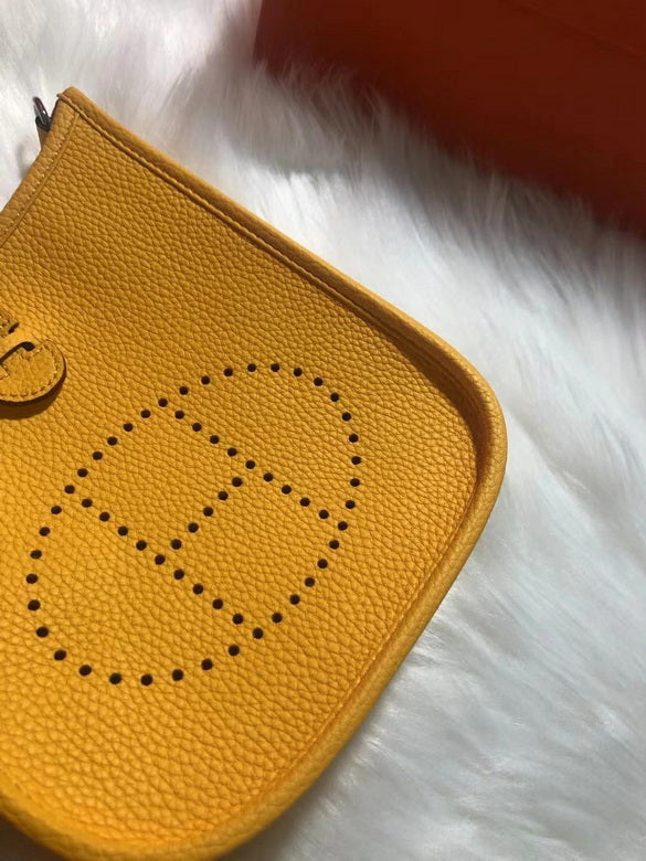 HMSM-Bags - Strap Story - 084