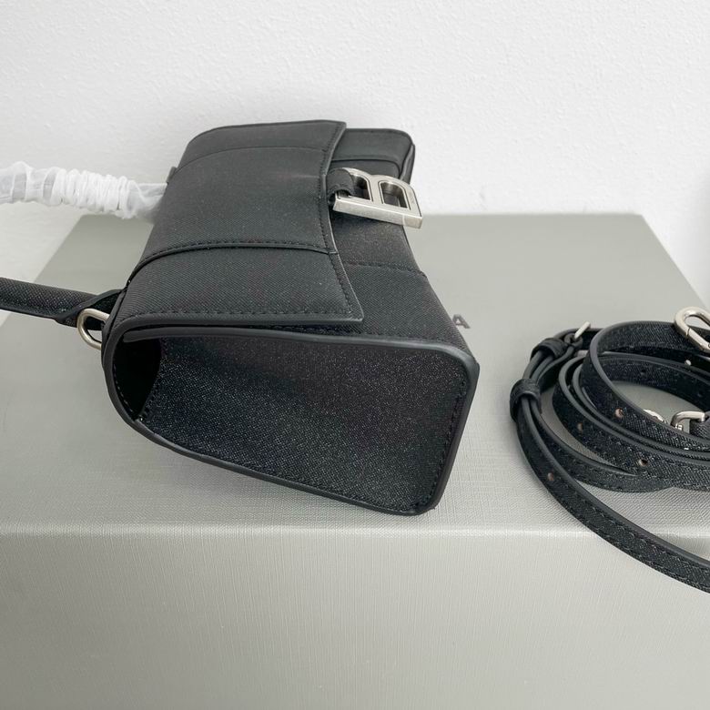 BLGA-Bags - Strap Story - 457