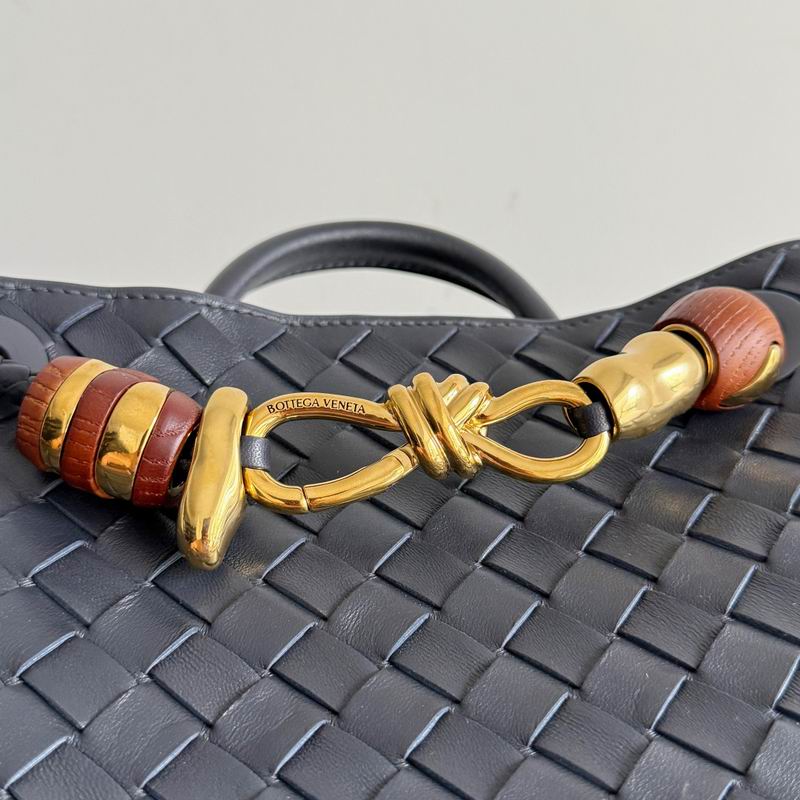 BTVA-Bags - Strap Story - 330