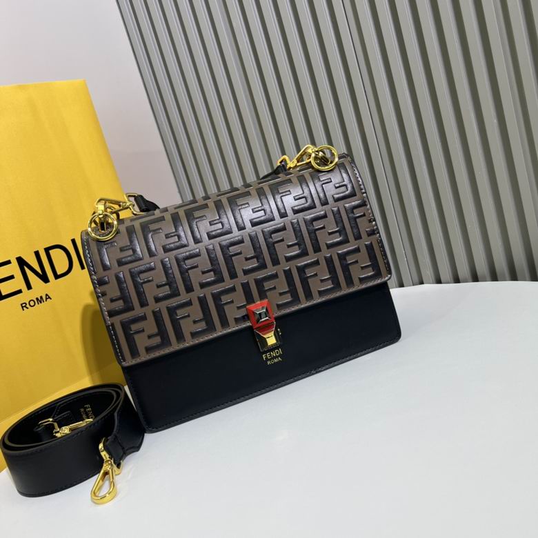 FDNI-Bags - Strap Story - 086