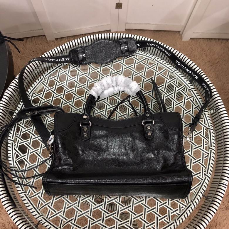 BLGA-Bags - Strap Story - 380