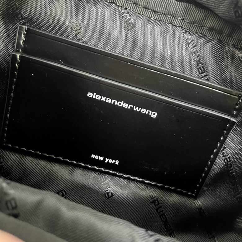 AXWG-Bag - Strap Story - 009