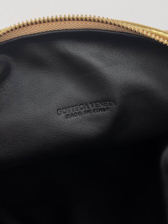 BTVA-Bags - Strap Story - 079