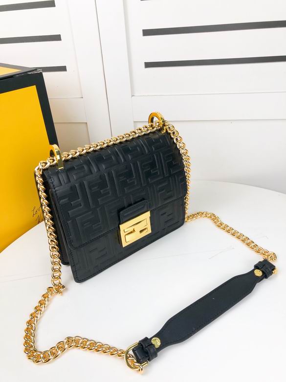 FDNI-Bags - Strap Story - 088