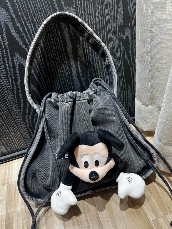 AXWG-Bag - Strap Story - 001