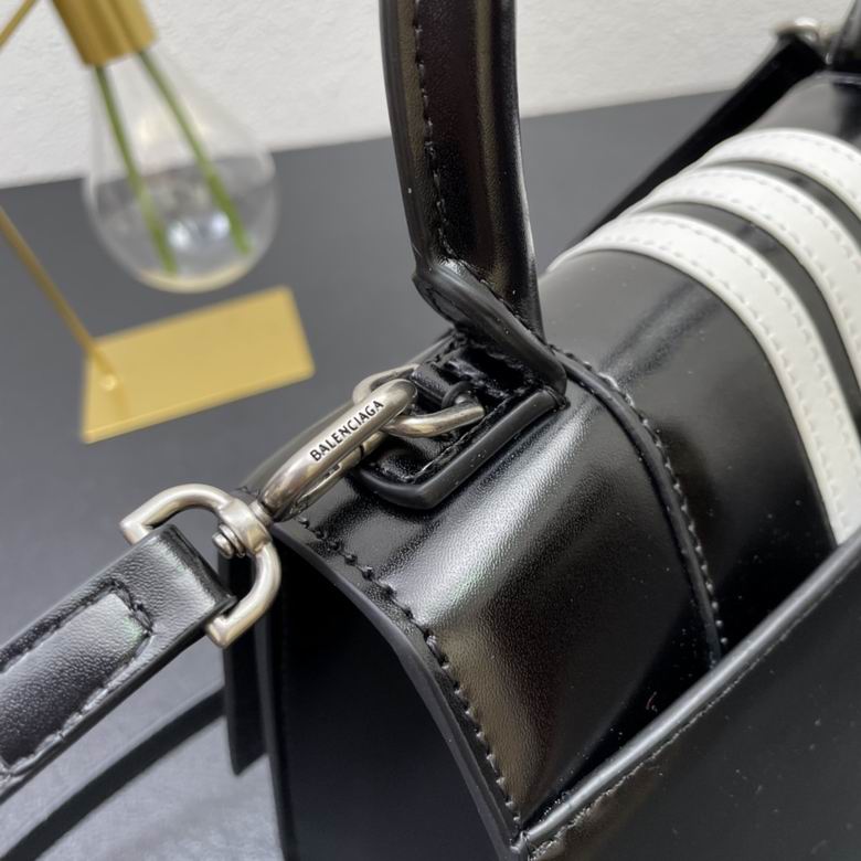 BLGA-Bags - Strap Story - 451